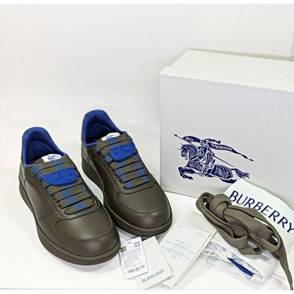 Burberry Men's Terrace Low Top Leather Sneakers in Loch Size 43 (MSRP $820) - Picture 3 of 12